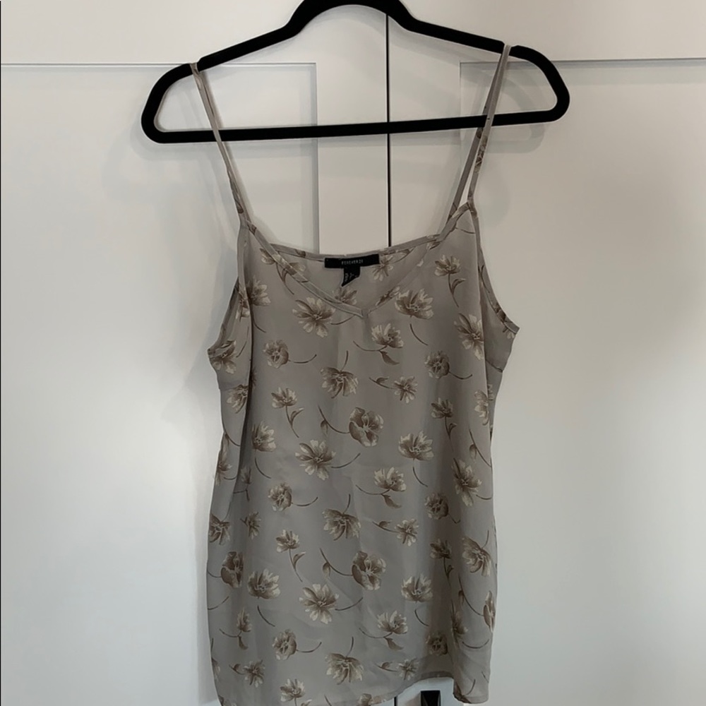 Women’s V-Neck Cami Blouse w/Flower pattern